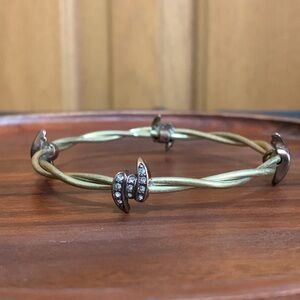 Barbed wire bracelet with rhinestones